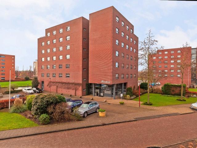 2 bedrooms Appartement Surface Area: 95m2