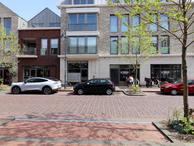 2 bedrooms Appartement Surface Area: 105m2