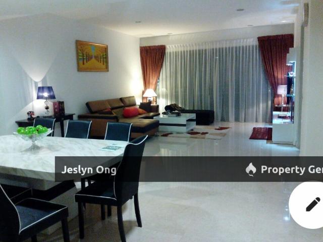 2 Bedrooms Condominium at Puteri Harbour for Rent