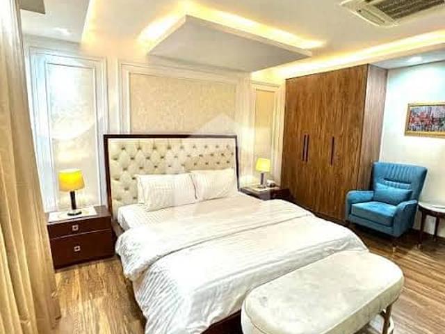 2 bedrooms fully furnished apartment for rent in jasmine block bahria town lahore