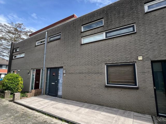 2 bedrooms Huurwoning Surface Area: 105m2