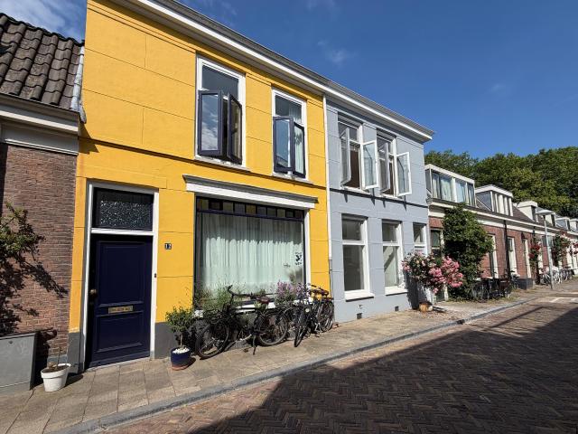 2 bedrooms Huurwoning Surface Area: 76m2