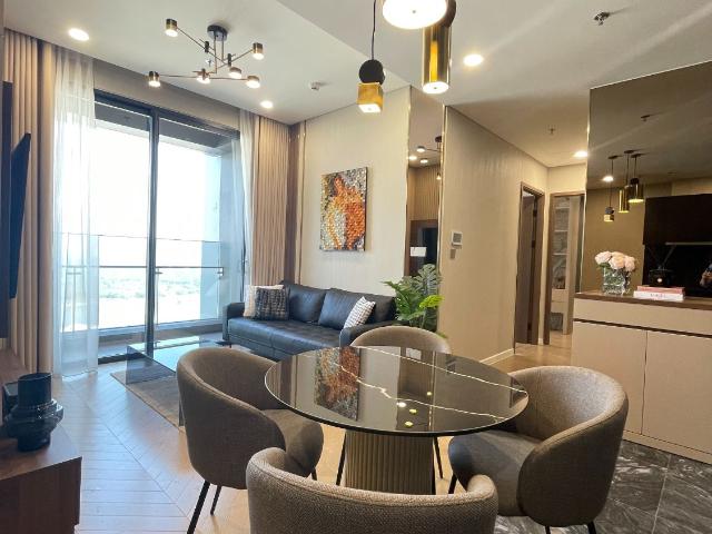 2 BEDROOMS IN LUMIERE RIVERSIDE