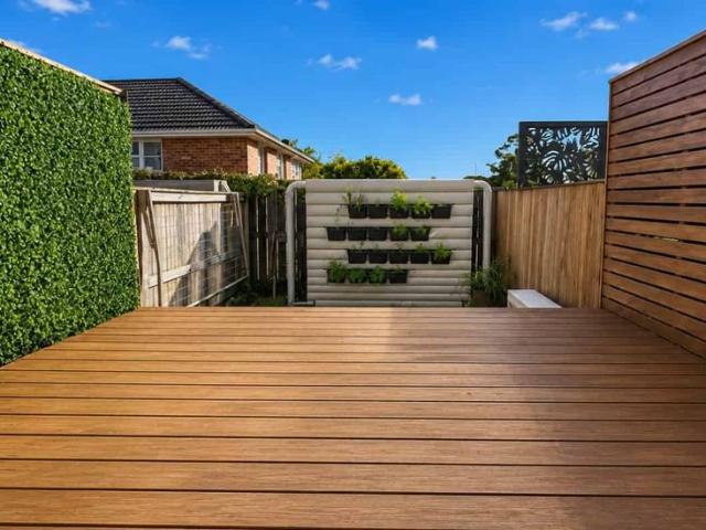 2 Bedrooms in Panmure!