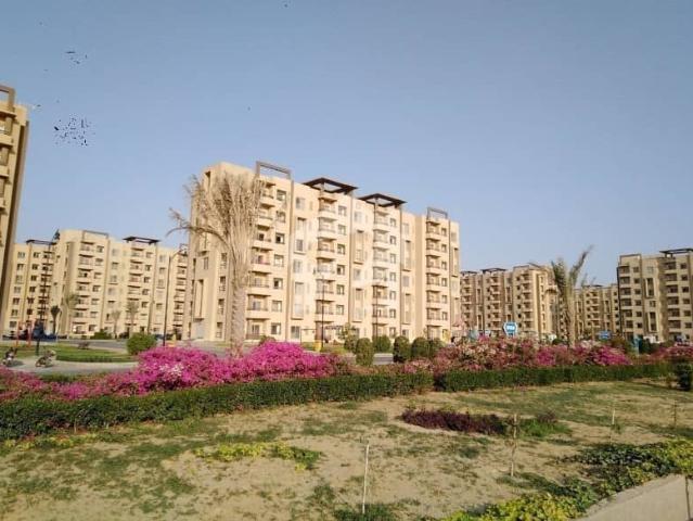2 Bedrooms Lounge Apartment for Sale, 2KM from Bahria Town Karachi Main Entrance