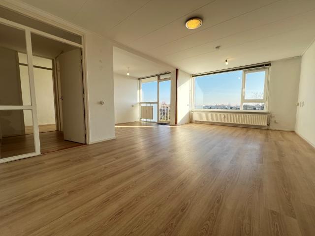 2 bedrooms Surface Area: 75m2