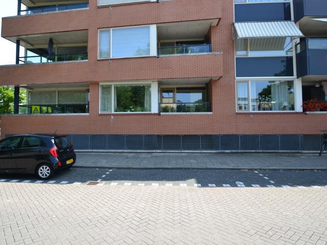2 bedrooms Surface Area: 88m2 Furnished