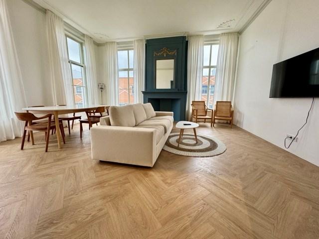 2 bedrooms Surface Area: 119m2 Furnished