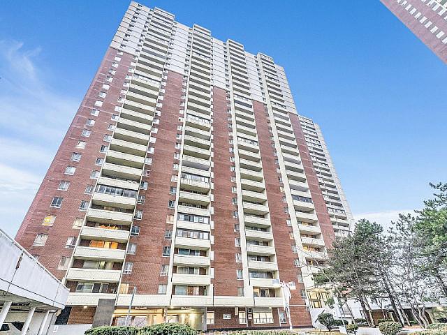 2 Bedrooms Victoria Park Ave And Danforth