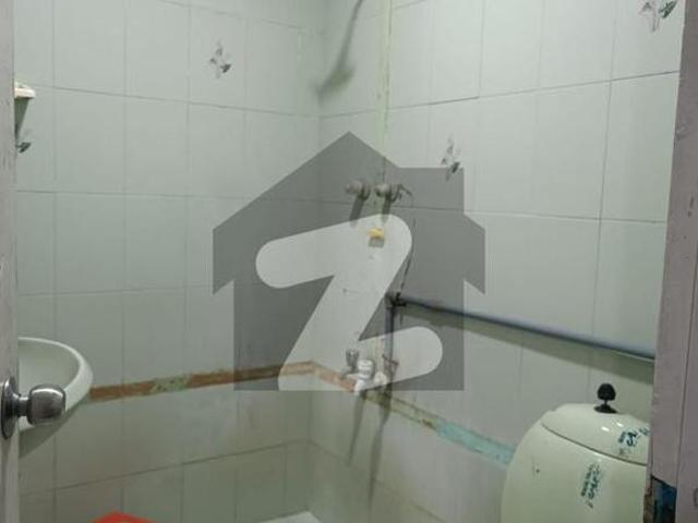 2 Bedrooms Well Maintained Apartment for Rent In Clifton Block 4