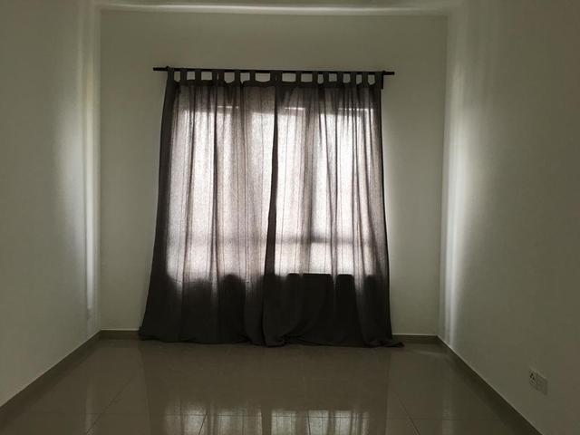 2 Bedrooms with Good Condition for Rent The Edge Residence