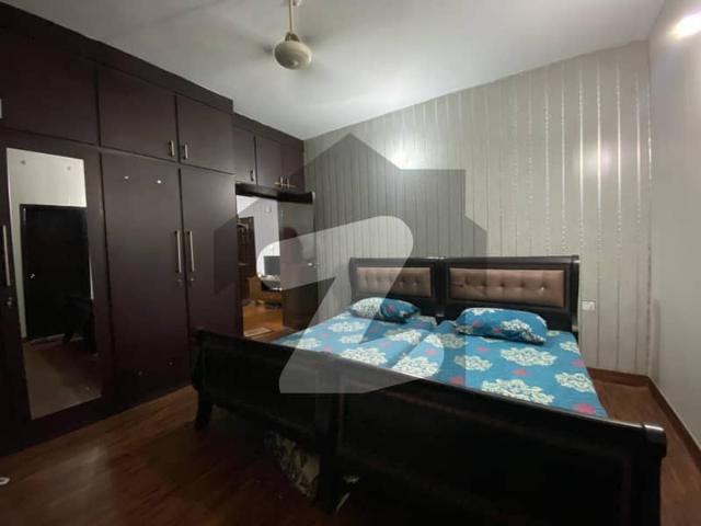 2 Bedrooms 1000 Square Feet Apartment For Sale