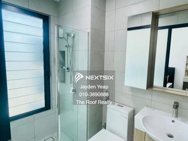 2 bedrooms 1 bathroom 555 sq ft Level 4 Location: Tong Sheng Corner
