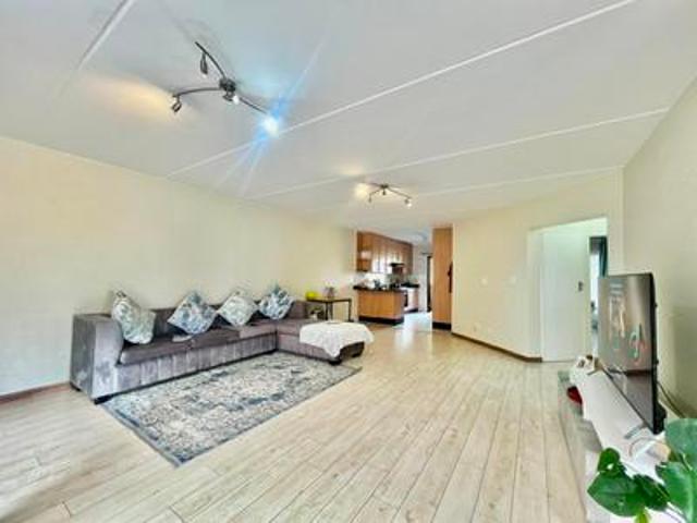 2 bedrooms 2 bathrooms apartment for.