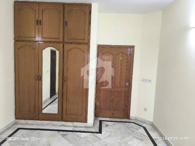 2 Bedrooms & 2 Bathrooms TV Lounge Kitchen