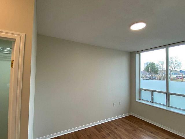 2 Bedrooms 2 Bathrooms, Warden/finch