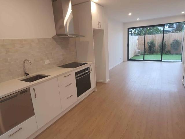 2 bedrooms / 2 baths / 1 on site designated carpark