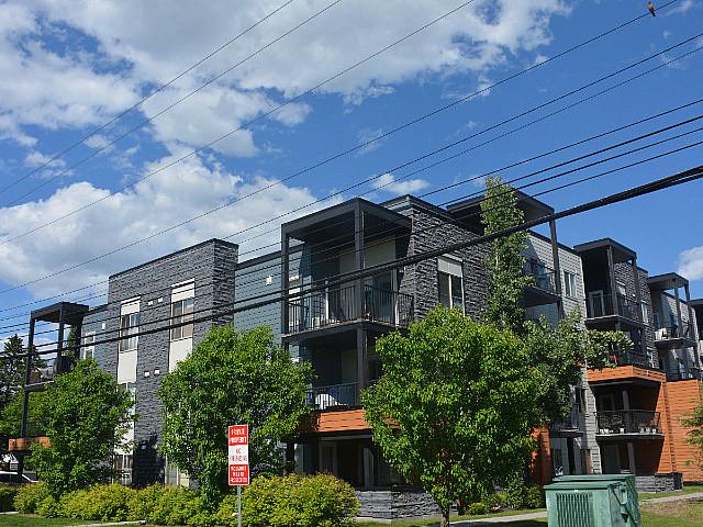 2 Beds 1 Bath Condo Unit At Albert Park Station