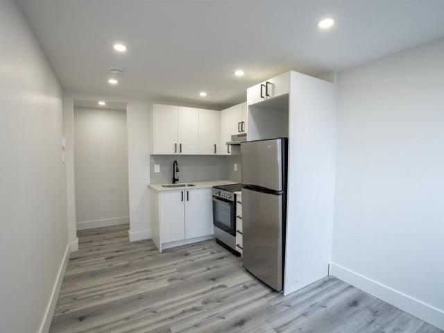 2 Beds 1 Bath 4750 Avenue Linton, Montréal