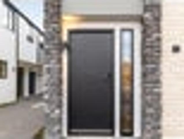 2 Beds & 2 Ensuite's Just $489,000!