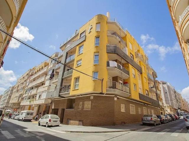 2 Beds Apartment available for Winter Let in Torrevieja