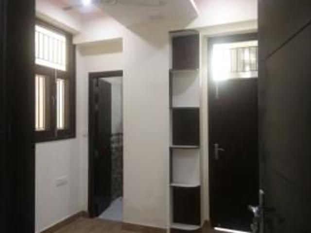 2 BHK 850 Sq Ft Independent/ Builder Floor In, Gyan Khand II, Ghaziabad