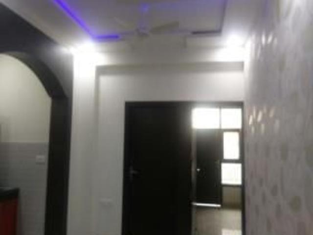 2 BHK 850 Sq Ft Independent/ Builder Floor In, Gyan Khand II, Ghaziabad