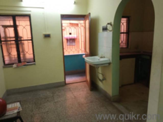 2 BHK 900 Sq. Ft Apartment for rent in Southern Avenue, Kolkata
