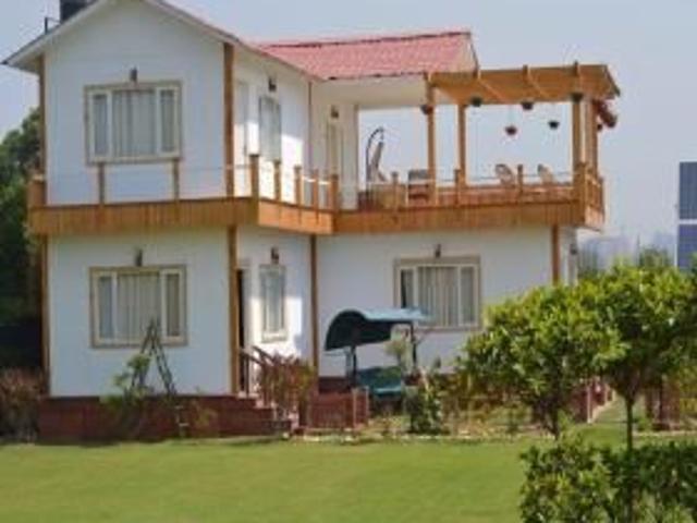 2 BHK 9072 Sq Ft Farm House In Green Beauty Farms, Sector 135, Noida