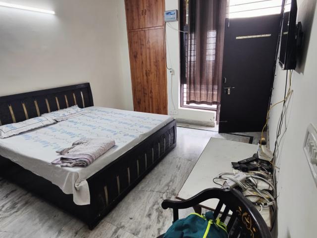 2 Bhk 2 Bedroom 1500 Sq. Ft. Builder Floor in Green Fields Colony Faridabad Listing ID: #9853