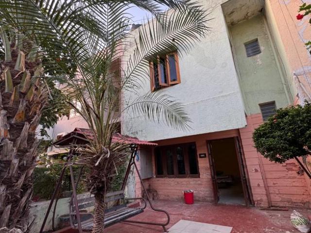 2 BHK Villa in Vastrapur for resale Ahmedabad. The reference number is 20036063