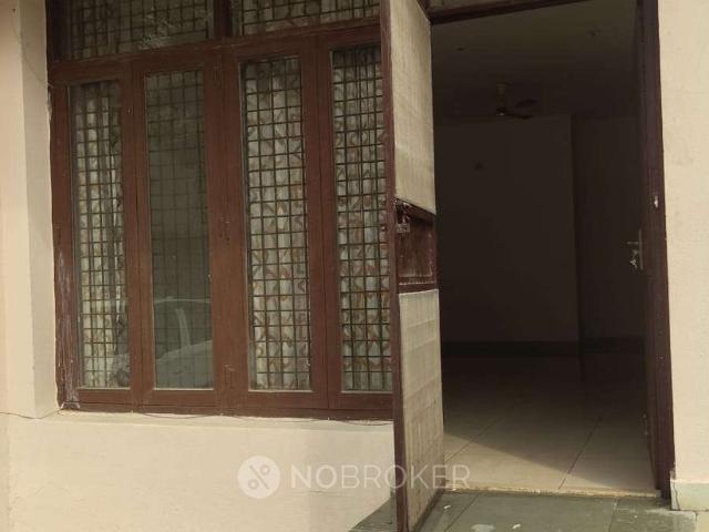 2 BHK Villa In Wave Floors, Wave City for Rent In Wave City