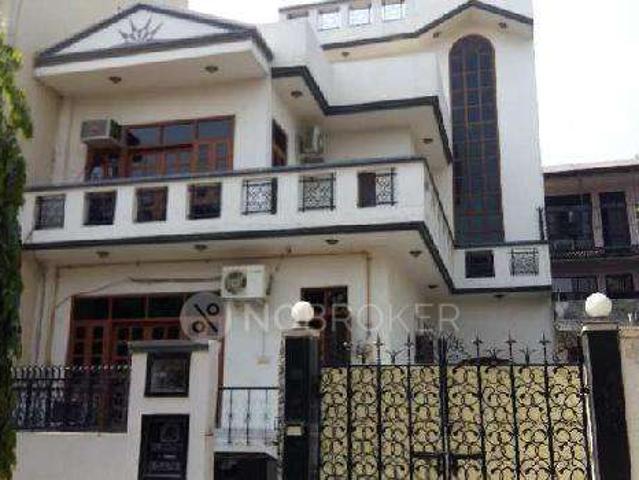 2 BHK Villa In Alpha 1 for Rent In Alpha I