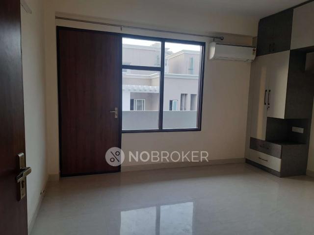 2 BHK Villa In Bptp Astaire Gardens for Rent In Sector 70a