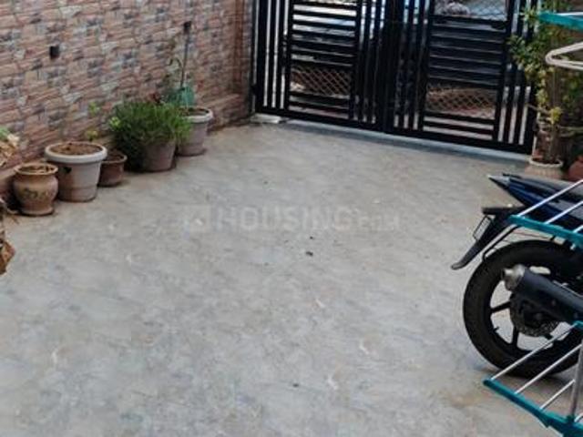 2 BHK Villa in Chandkheda for rent Ahmedabad. The reference number is 20274404