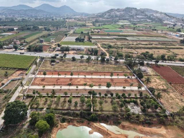 2 BHK Villa in Chikkaballapura Town for resale Chikballapur District. The reference number is 20751399