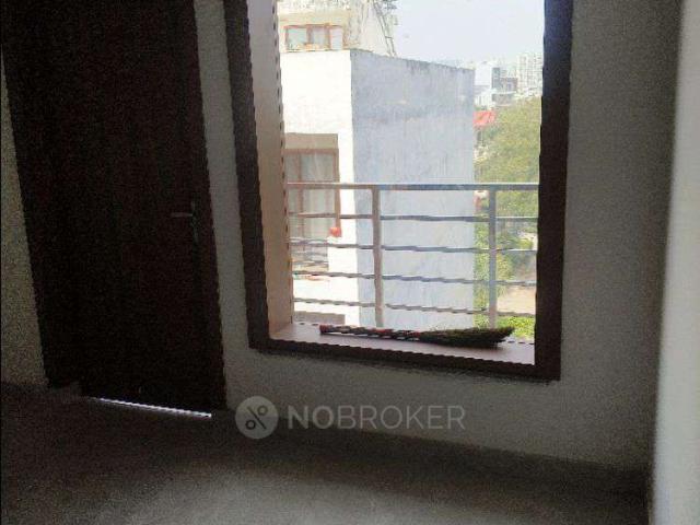 2 BHK Villa In Dharam Flats for Rent In Palam Vihar Extension