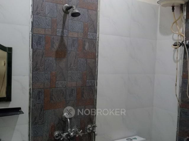 2 BHK Villa In Divyansh, Plot 159 for Rent In 159, Gyankhand 4, Indirapuram