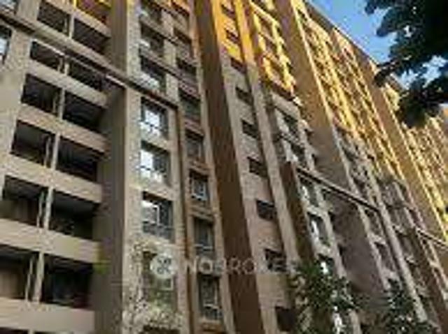 2 BHK Flat In Excellaa Tremont For Sale In Mundhwa