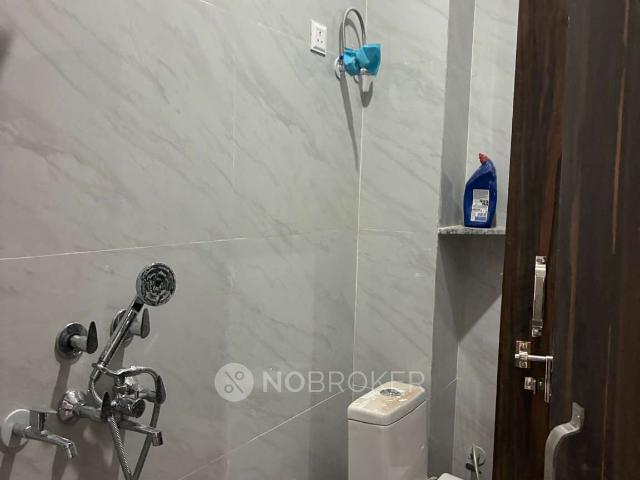 2 BHK Villa In F Block, Rho 1, Sector 36 for Rent In Sector
