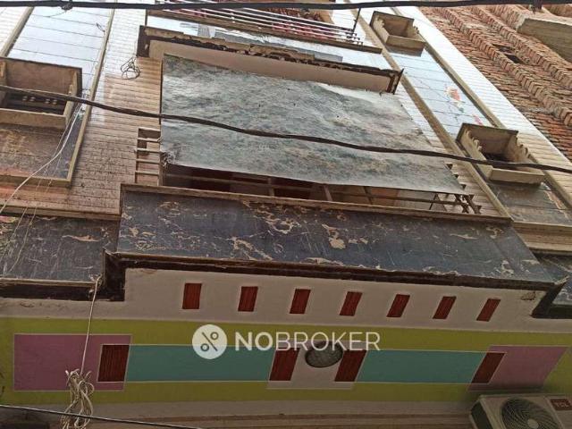 2 BHK Villa In I Block Jahangir Puri for Rent In Nigam Pratibha Kanya Vidyalay I Block Jahangirpuri