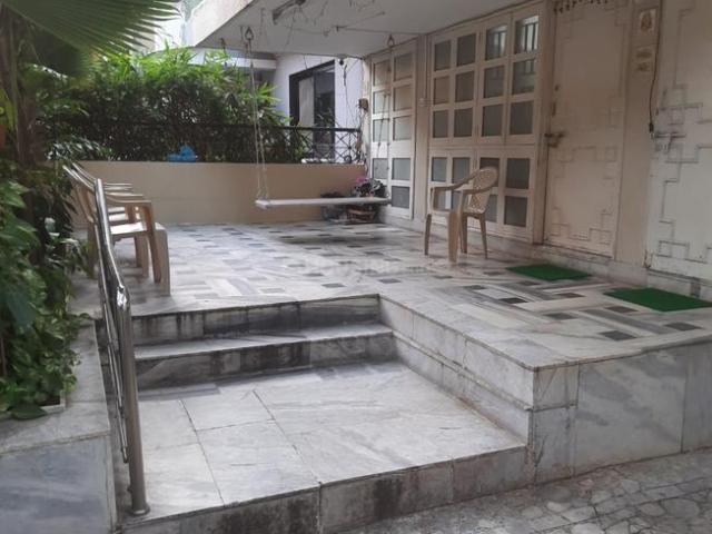2 BHK Villa in Navrangpura for rent Ahmedabad. The reference number is 12872824