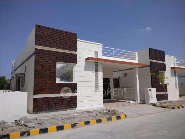 2 BHK Villa In Praneeth Pranav Panorama for Rent In Beeramg