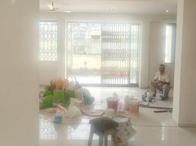 2 BHK Apartment in Colaba for resale Mumbai. The reference number is 19164450