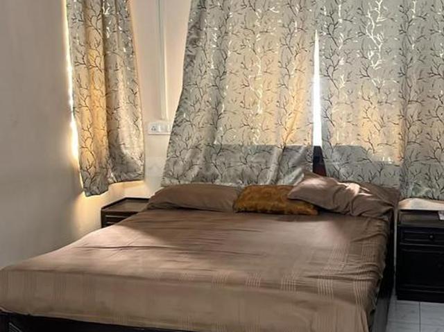 2 BHK Apartment in Colaba for resale Mumbai. The reference number is 20221674