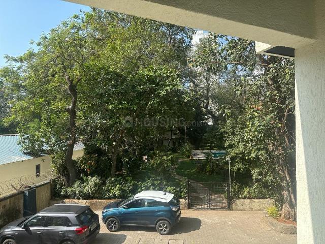 2 BHK Apartment in Colaba for resale Mumbai. The reference number is 20570417