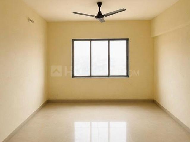 2 BHK Apartment in Chala for rent Vapi. The reference number is 20401215