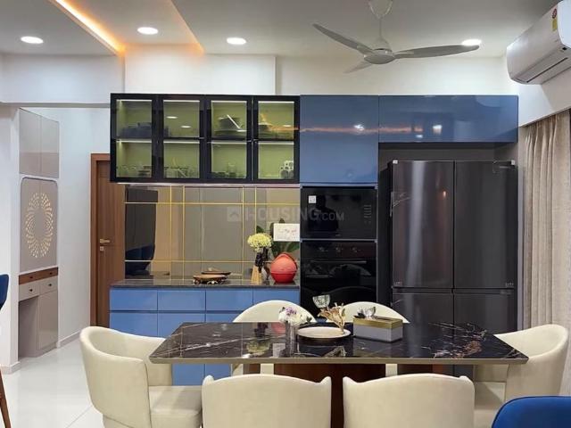 2 BHK Apartment in Chanakyapuri for resale Ahmedabad. The reference number is 20623861