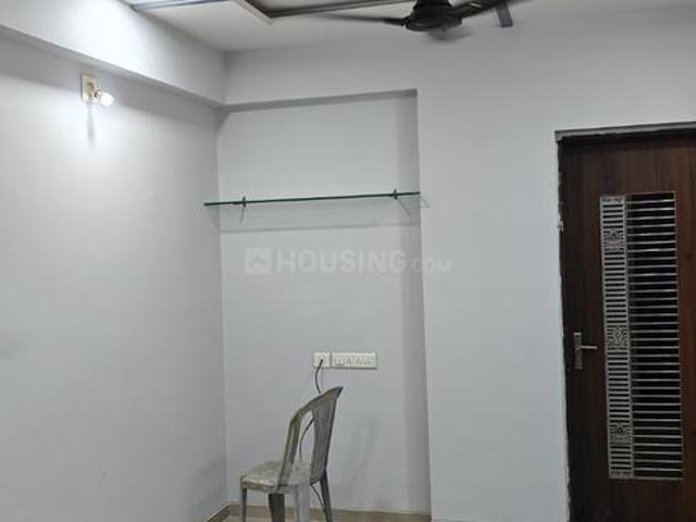 2 BHK Apartment in Chanakyapuri for resale Ahmedabad. The reference number is 20685404
