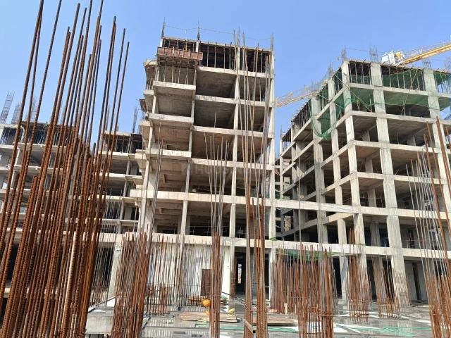 2 BHK Apartment in Chandanagar for resale Hyderabad. The reference number is 13497816